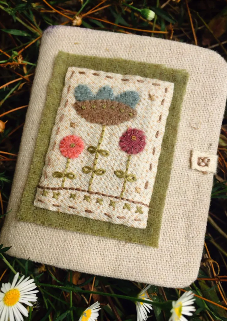 Little Flower Needlebook Pattern